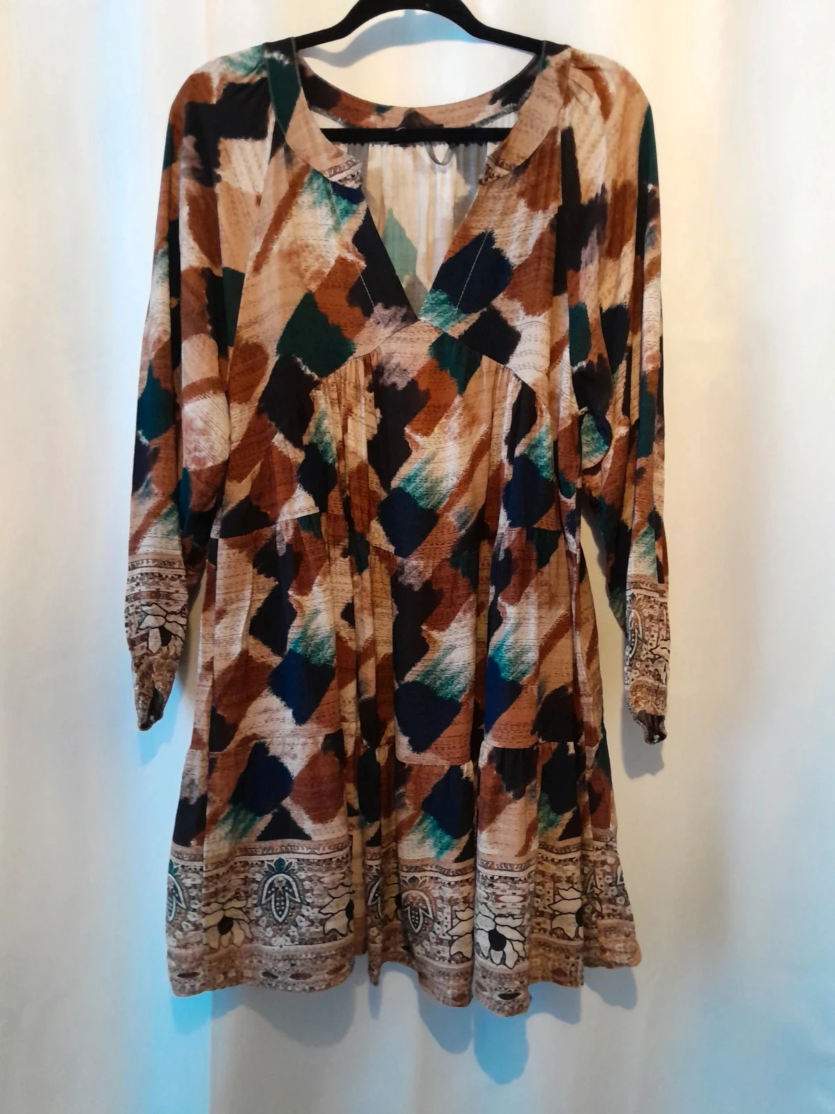 Robe courte, d'inspiration boho-chic, Marque Betty & Co. Taille Unique